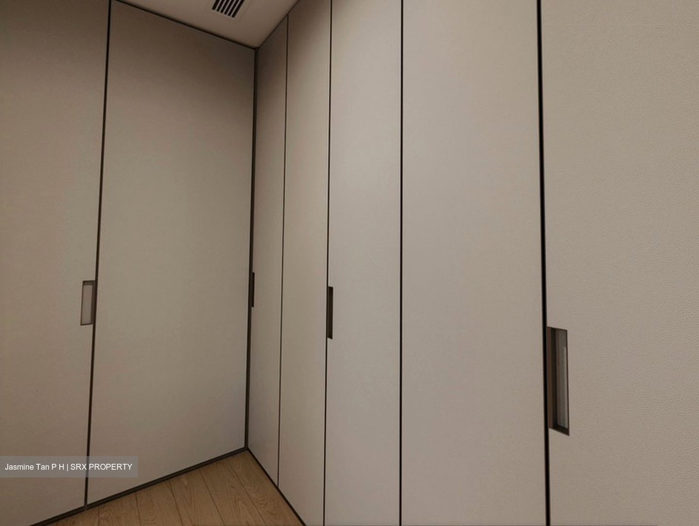 Meyer Road (D15), Condominium #610521051